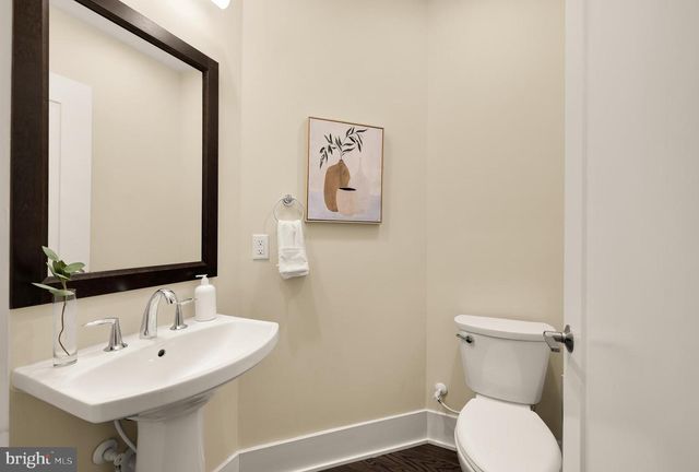 153 WINSOME CIR, Bethesda, MD 20814