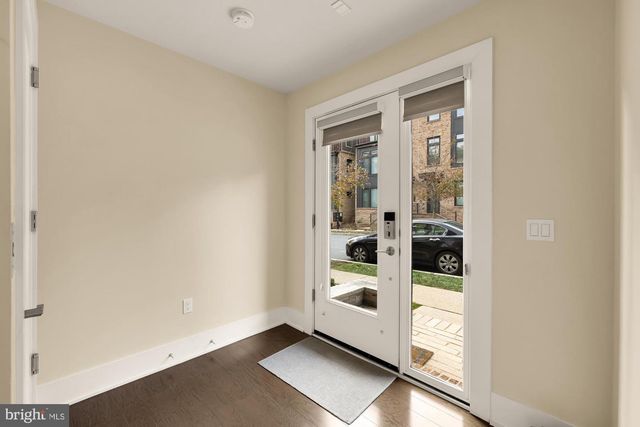 153 WINSOME CIR, Bethesda, MD 20814