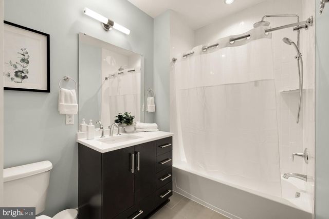 153 WINSOME CIR, Bethesda, MD 20814