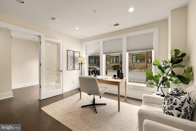 153 WINSOME CIR, Bethesda, MD 20814