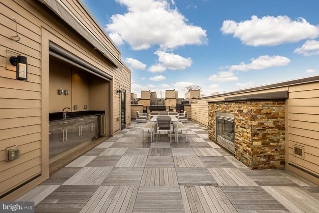 153 WINSOME CIR, Bethesda, MD 20814