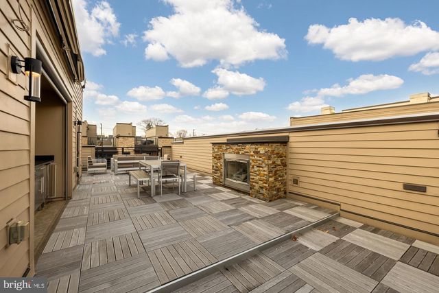 153 WINSOME CIR, Bethesda, MD 20814