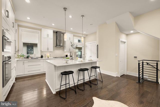 153 WINSOME CIR, Bethesda, MD 20814