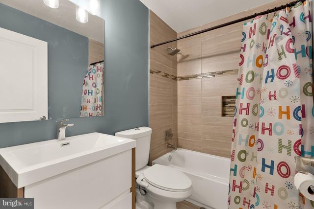 4917 4TH ST NW, Washington, DC 20011