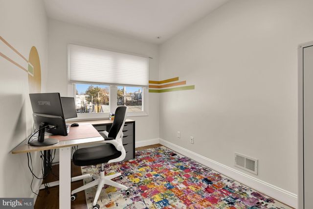 4917 4TH ST NW, Washington, DC 20011