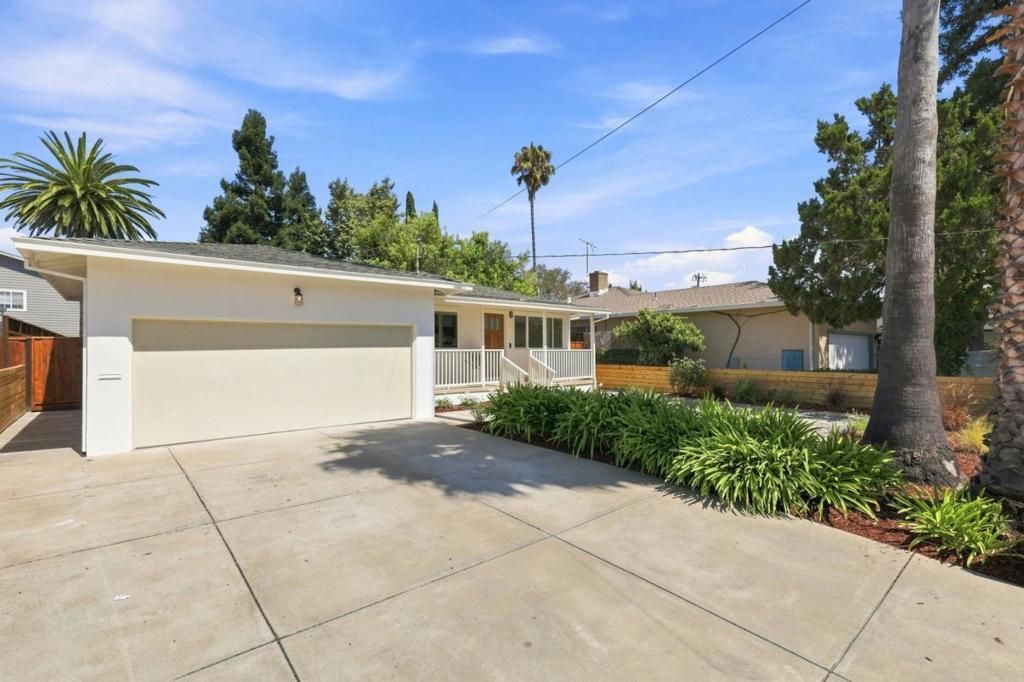 Image 33 of property listing at 2930 Jefferson Avenue, Redwood City, CA 94062