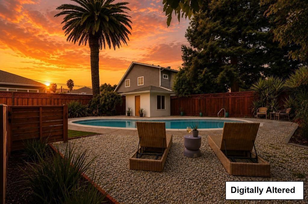 Image 4 of property listing at 2930 Jefferson Avenue, Redwood City, CA 94062