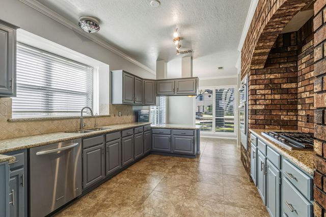 6822 Hertford Park Drive, Houston, TX 77084