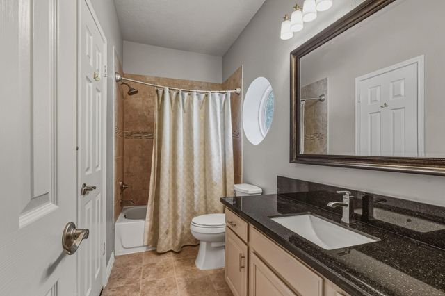 6822 Hertford Park Drive, Houston, TX 77084