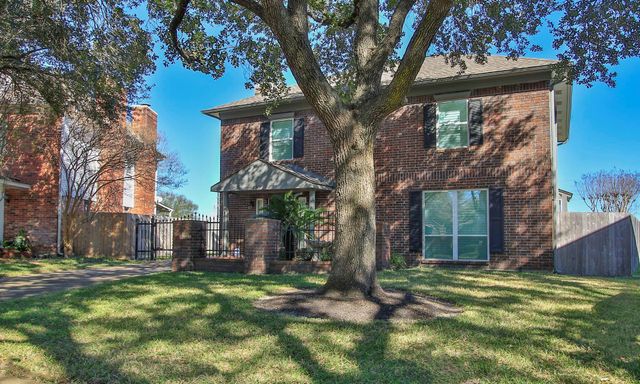 6822 Hertford Park Drive, Houston, TX 77084