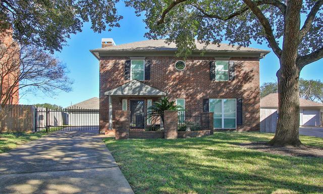 6822 Hertford Park Drive, Houston, TX 77084