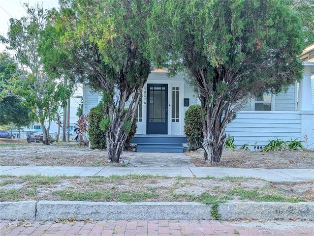 985 8TH AVENUE S S, St Petersburg, FL 33705