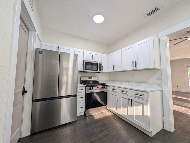 985 8TH AVENUE S S, St Petersburg, FL 33705