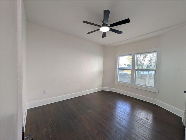 985 8TH AVENUE S S, St Petersburg, FL 33705