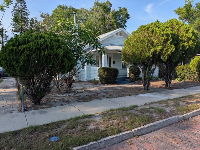 985 8TH AVENUE S S, St Petersburg, FL 33705