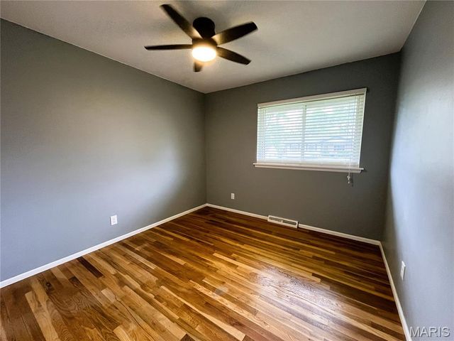 2021 Gladiator Drive, Fenton, MO 63026