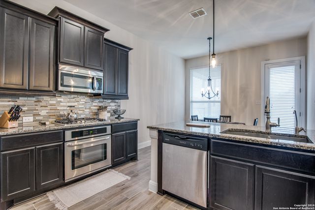 12402 LOVING ML, San Antonio, TX 78253