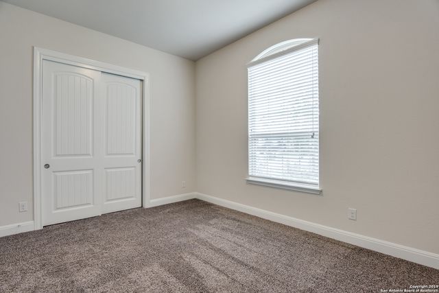 12402 LOVING ML, San Antonio, TX 78253