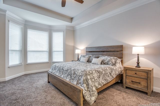 12402 LOVING ML, San Antonio, TX 78253