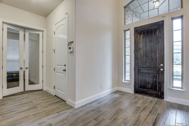 12402 LOVING ML, San Antonio, TX 78253