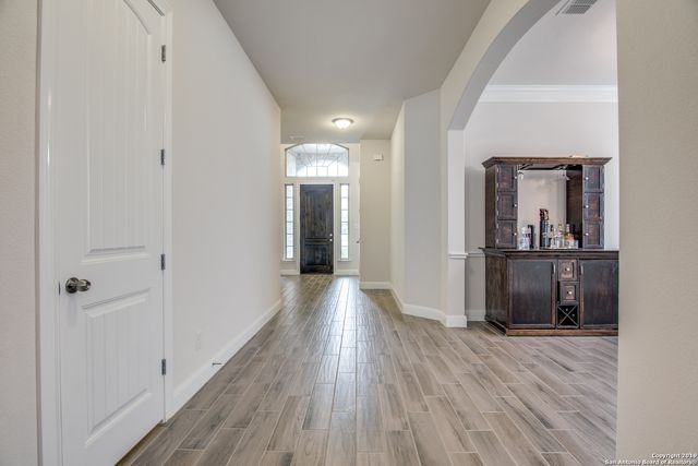 12402 LOVING ML, San Antonio, TX 78253