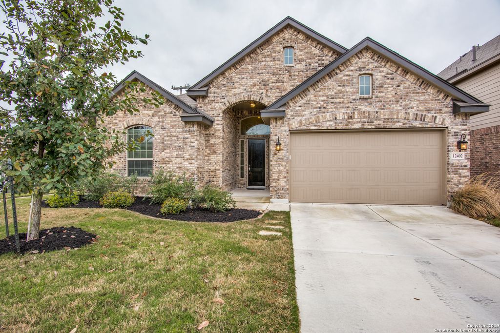 12402 LOVING ML, San Antonio, TX 78253