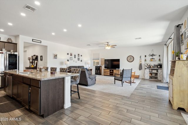 1135 E BARRUS Drive, Casa Grande, AZ 85122