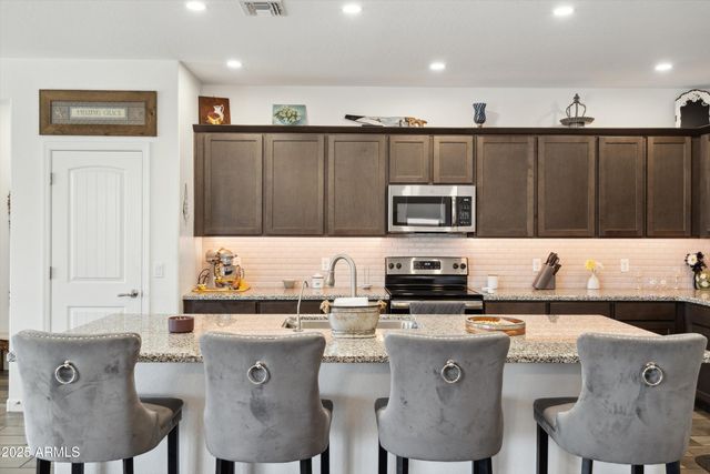 1135 E BARRUS Drive, Casa Grande, AZ 85122