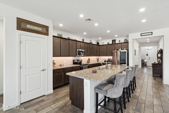 1135 E BARRUS Drive, Casa Grande, AZ 85122