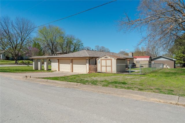 243 Alta Vista Drive, Harrison, AR 72601