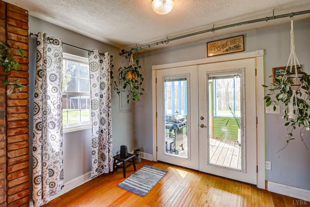 2352 Union Church Road, Thaxton, VA 24174