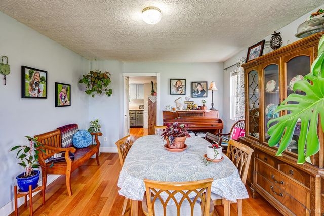 2352 Union Church Road, Thaxton, VA 24174