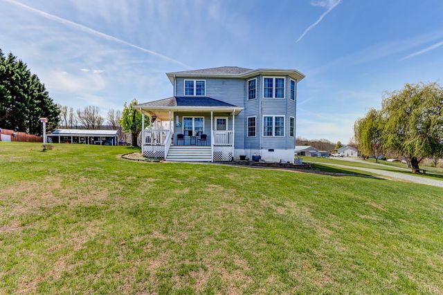 2352 Union Church Road, Thaxton, VA 24174