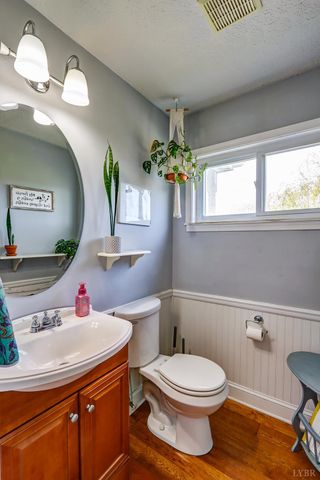 2352 Union Church Road, Thaxton, VA 24174