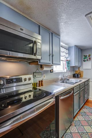 2352 Union Church Road, Thaxton, VA 24174
