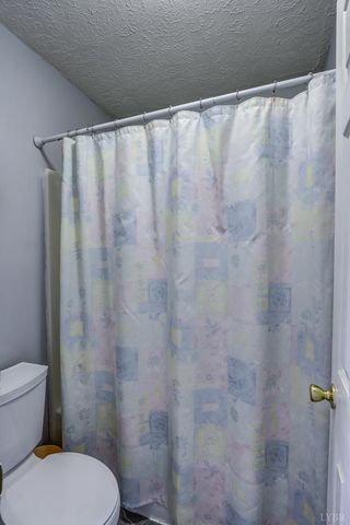 2352 Union Church Road, Thaxton, VA 24174