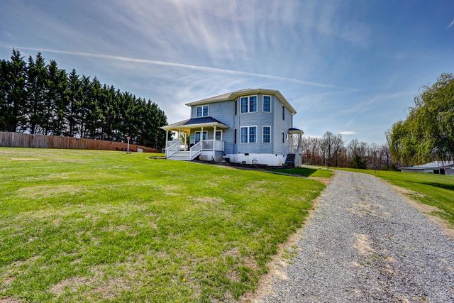 2352 Union Church Road, Thaxton, VA 24174