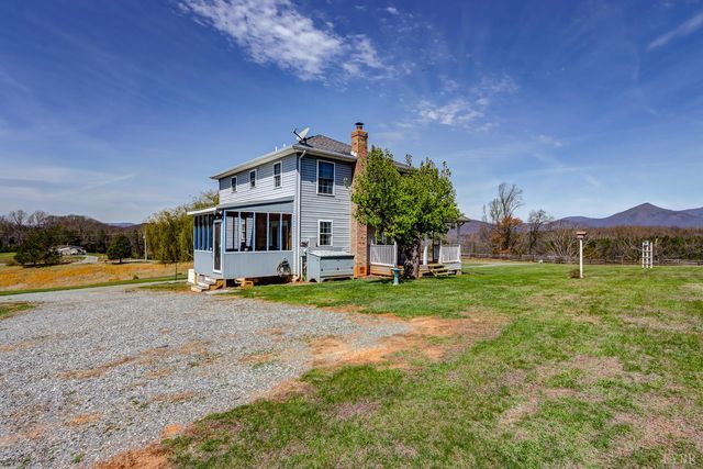 2352 Union Church Road, Thaxton, VA 24174