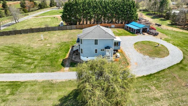 2352 Union Church Road, Thaxton, VA 24174