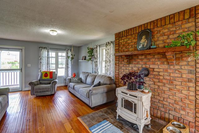 2352 Union Church Road, Thaxton, VA 24174