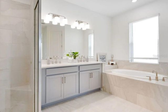 5772 MEADS BAY POND ROAD, Kissimmee, FL 34758
