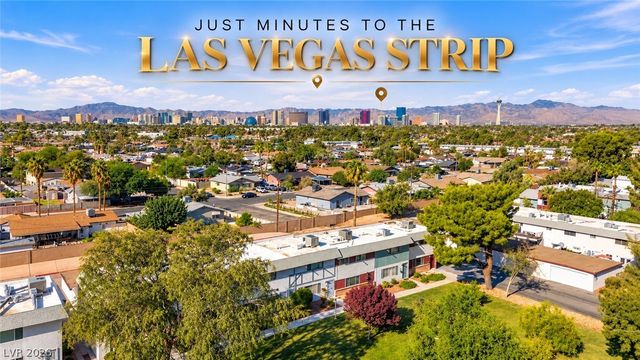 727 Greenbriar Townhouse Way, Las Vegas, NV 89121