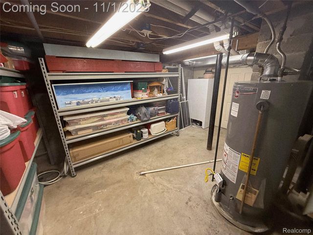 48212 Cardinal Drive, Shelby Charter Township, MI 48317