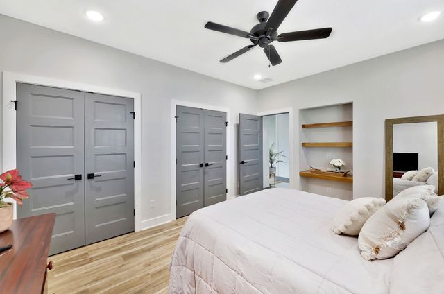 8577 E Cherrywood Ct, Wichita, KS 67226