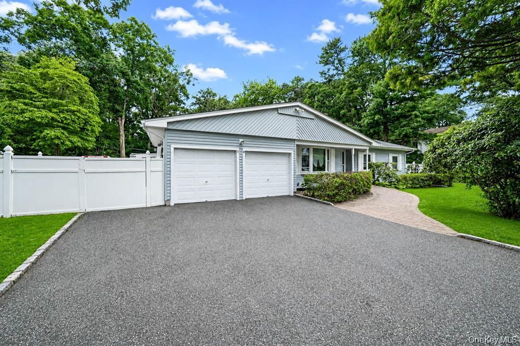 12 Beecher Street, Coram, NY 11727 — photo 4