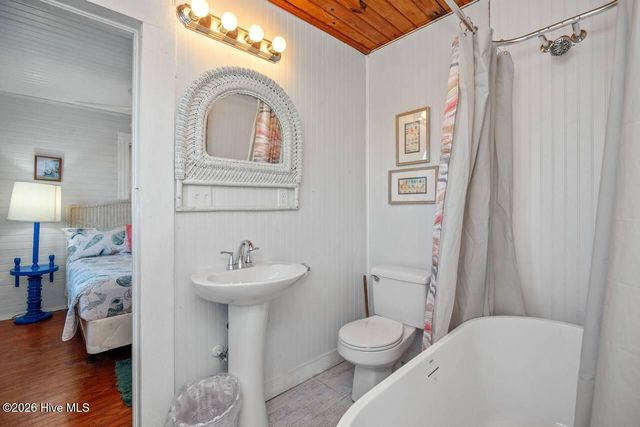 3016 W Beach Drive, Oak Island, NC 28465