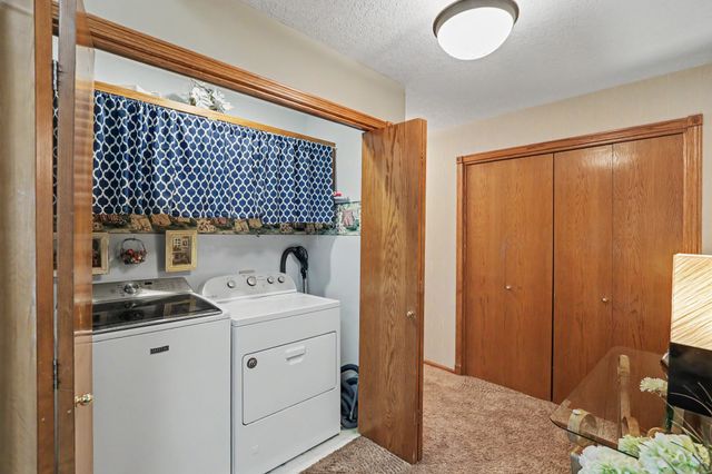 1028 NW Irvinedale Drive, Ankeny, IA 50023