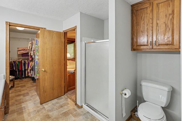 1028 NW Irvinedale Drive, Ankeny, IA 50023