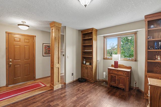 1028 NW Irvinedale Drive, Ankeny, IA 50023