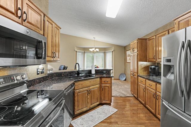 1028 NW Irvinedale Drive, Ankeny, IA 50023